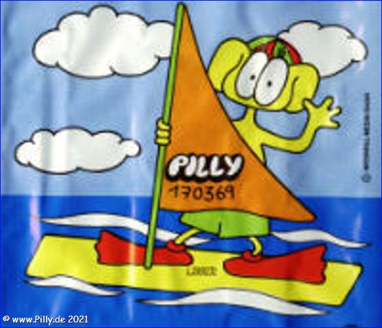 Pilly Pillhuhn als Surfer. Im Segel steht das Geburtsdatum vom Pillhuhn!