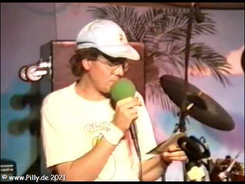 Gnter Fink 1986 beim NDR Radio-Circus im Pillhuhn T-Shirt